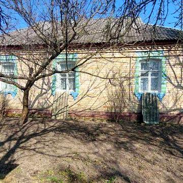 Козаровичі, цегляний будинок  з великою ділянкою 25 соток