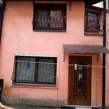 Здам в оренду 2кімнатну квартиру полизу центра.