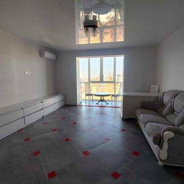 проспект Глушкова 30 - 3 кімнатна з ремонтом