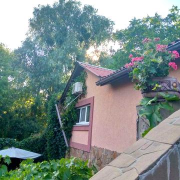 Здам гостьовий будинок в Осокорках