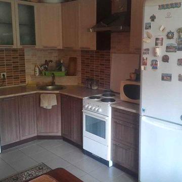 Продаж 2 кімн. кв., вул. Зелена (гуртожиток)