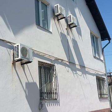 Дом, центр,500кв.м.-120 т.у.е.