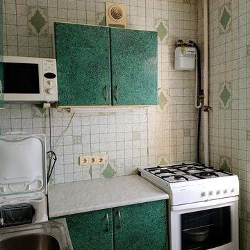 Академіка Заболотного вул., 142