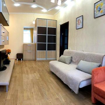 Алли Горської пров. (Чеслава Бєлінського), 10