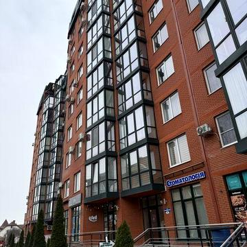 Здаться 3-км новобудова біля парку Шевченка