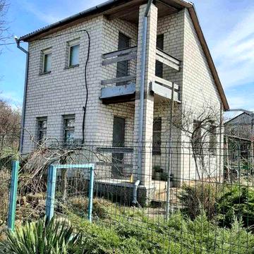 Продається дача на березі затоки р.Дніпро