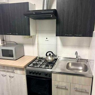 Оренда однокімнатної квартири , вул. Квартальна, 7