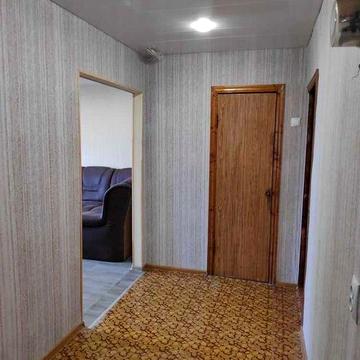 Здається світла та простора квартира (район Північного)