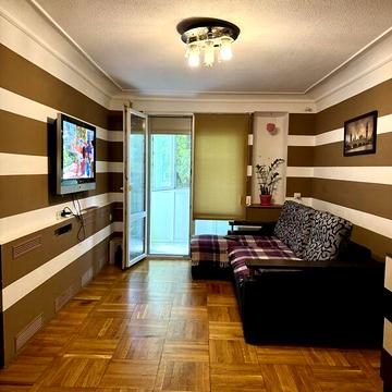 Довгострокова оренда 3к Квартира Автобуду вулиця