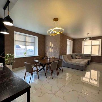 Сучасний будинок у Прилиманському з автономією та ремонтом 8 соток