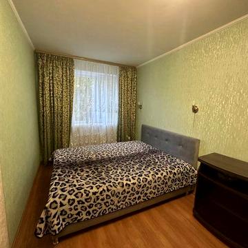 Сдам 2-ную кварт р-н Черемушки Ивана и Юрия Лип / ул Инглези