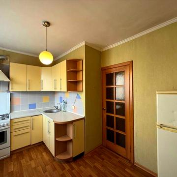 Довгострокова оренда затишної 1 -кв, , район 700-річчя