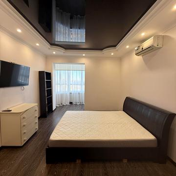 Жулянська вул., 1-Д