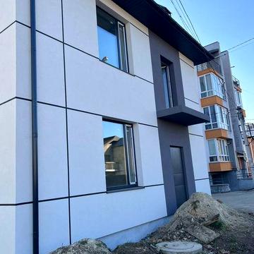 Продається будинок по вул. Довга