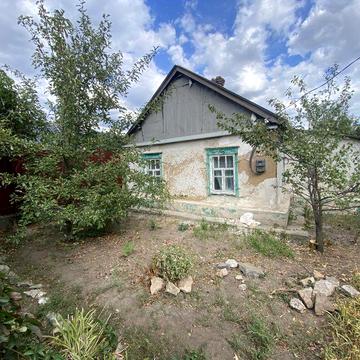 Продам участок с домом на красной линии