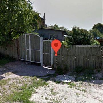 Ділянка з половиною будинку під редизайн