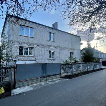 Продаж 2-поверхового будинку на 2 входи, Заріччя