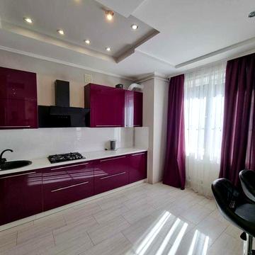 Довготривала оренда 3 кімнатної квартири на вулиці Бойківська