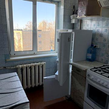 Сдам 2 кв метро Студенческая