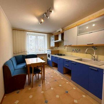 3х кімн. вул.Небесної сотні/Левітана, поверх 4/9, газ плита