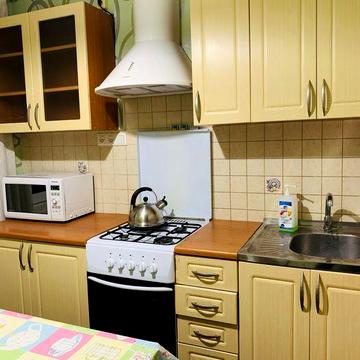 Оренда 1 кімнатної квартири на вул. Космонавтів/10 Квартал