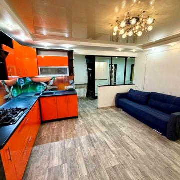 Аренда 2к квартиры низ Поля Минина ( Кирова, Центр)