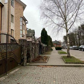 Терміново здається 5 кімнат будинок Роша!