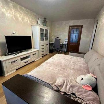 П.Поле.Продажа 3 к.кв.с ремонтом (404899)