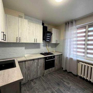 Оренда 2-ної квартири, р-н Клініки.