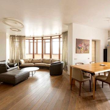 Жилянская ул. 59 ЖК "Дипломат холл", 4-комн. Без комиссии!