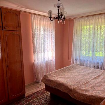 Здається 2-х кімнатна квартира по вул.Руська 205