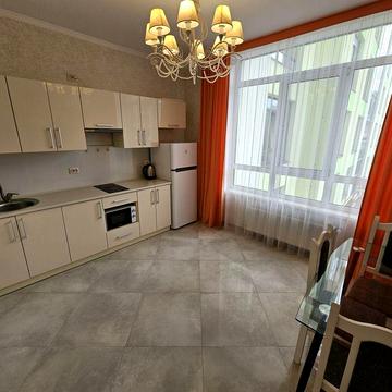 Продається 3-кімнатна квартира з ремонтом та меблями у ЖК«Гарант Сіті» ЖК «Гарант Сіті»