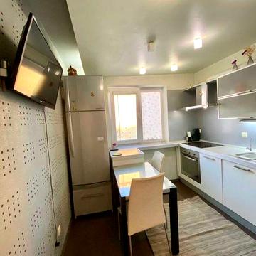 Сдам 2 комнатную квартиру на Заболотного/С. Палия