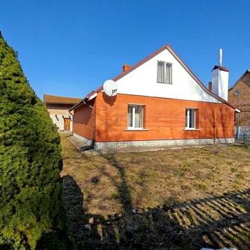 Вмебльований будинок з усіма зручностіми. Розтермінування або торг