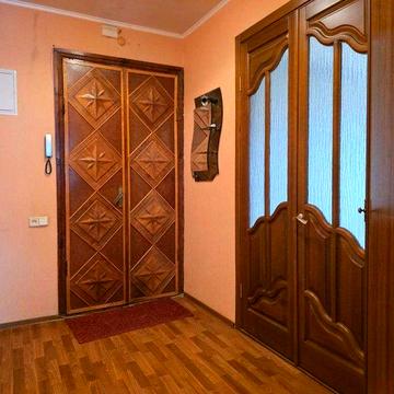 Продам ЕЛІТНУ 2-к сталінку в самому серці міста!