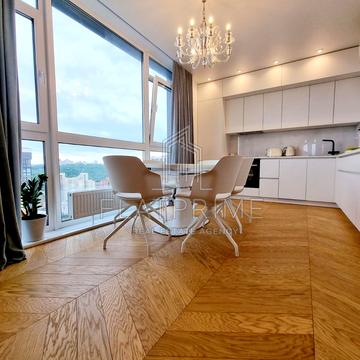 Джона Маккейна вул. (Івана Кудрі), 3-А