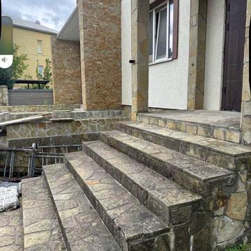 Великий будинок біля Велесу Метро Обмін на квартиру