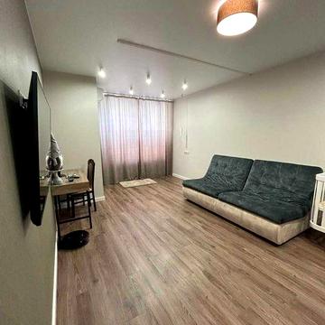 ЖК Мира 1. S= 42 м2, Ремонт, мебель. 4 этаж.