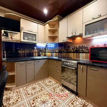 Добровольського проспект (Володимира Великого), 84, Пересипський район, Одеса, Одеська область 56000.0 USD