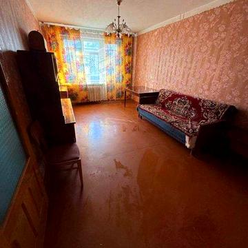 Продаж двокімнатої квартири. Роздільні кімнати.  Сертифікат.