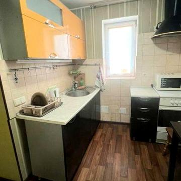 М.Холодная Гора, продам 1/2 дома, улица Симферопольская