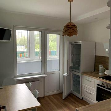 Здам квартиру Русова 5Б, метро Осокорки 15 хвилин, ПЕРШИЙ ПОВЕРХ