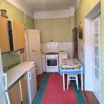 1- кімнатна район площі Філармонії