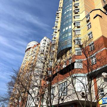 Метро Академгородок,новьій дом