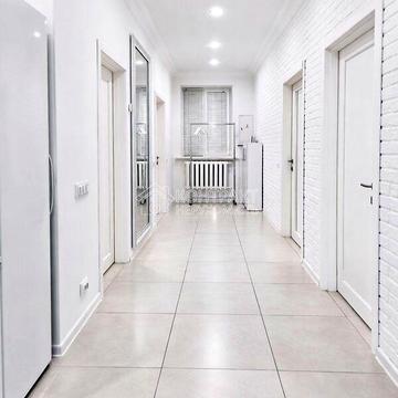 Довгострокова оренда 2к Дім Кричевського вулиця