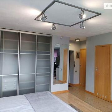 Довгострокова оренда 1к Квартира Черемшини вулиця