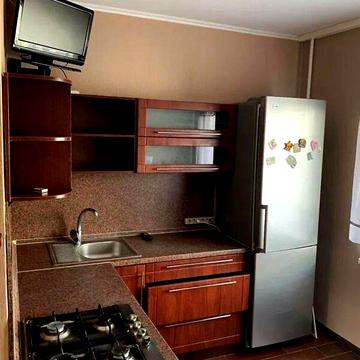 Довгострокова оренда 1к Квартира Грушевського Михайла вулиця