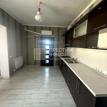 Оренда пів будинку зі зручностями по вулиці Бежівка