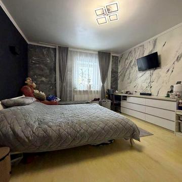 Продам хозяйський будинок поблизу Вінниці