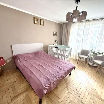 Однокімнатна квартира з ремонтом  на Левандівці